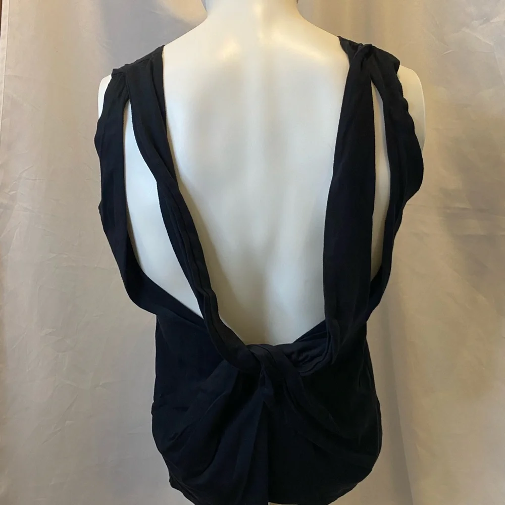 Fabletics bundle - Picture 3 of 10